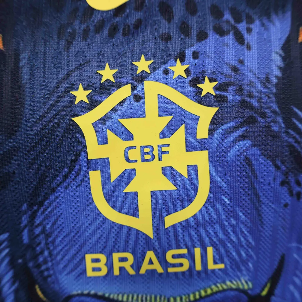 Brazil Nation 24/25 Panther Eyes Player Special Edition Blue Football Jersey - 图片 5