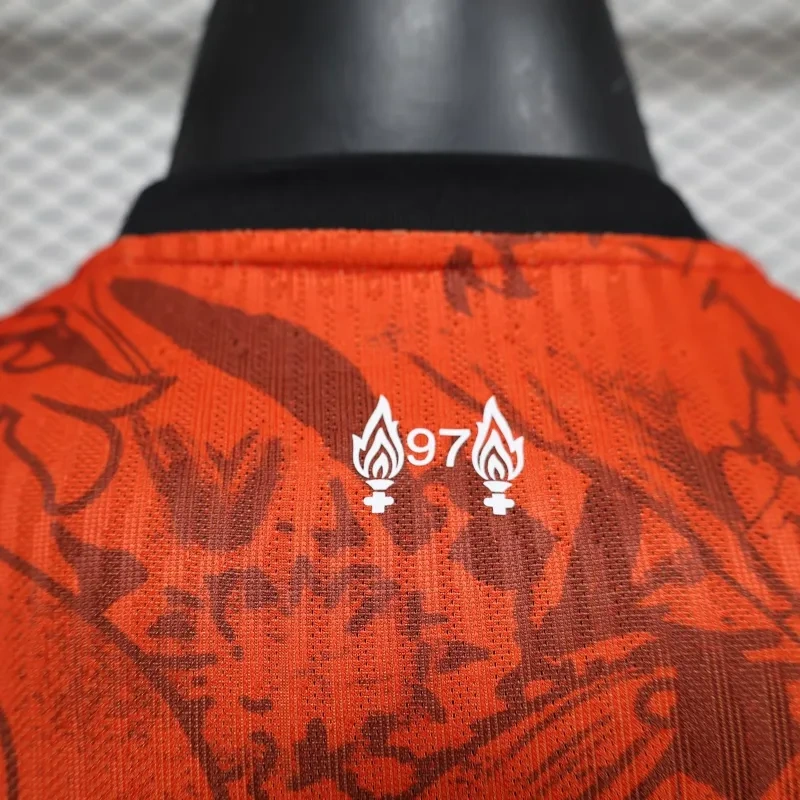 Liverpool Red 2024-25 Special Edition Player Version Soccer Jersey - 图片 4