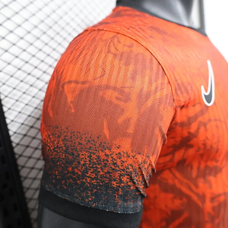 Liverpool Red 2024-25 Special Edition Player Version Soccer Jersey - 图片 5