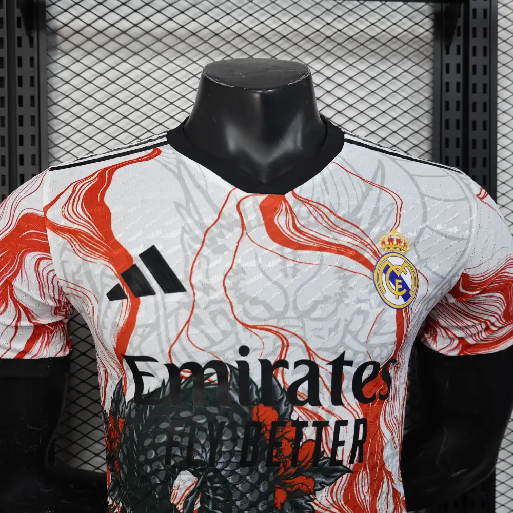 Real Madrid Black Dragon Shirt Special Edition Jersey 25-26 - 图片 4