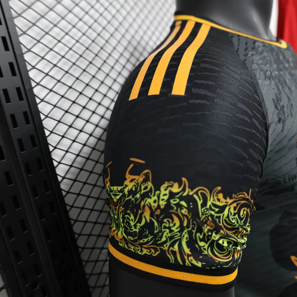 Real Madrid 24-25 Dragon Pattern Black Player Edition Jersey - 图片 5