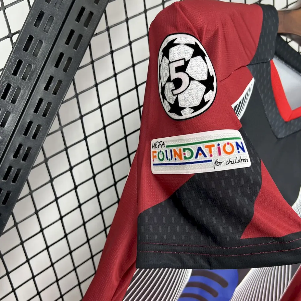 Barcelona Red Special Edition Shirt 25-26 - 图片 3