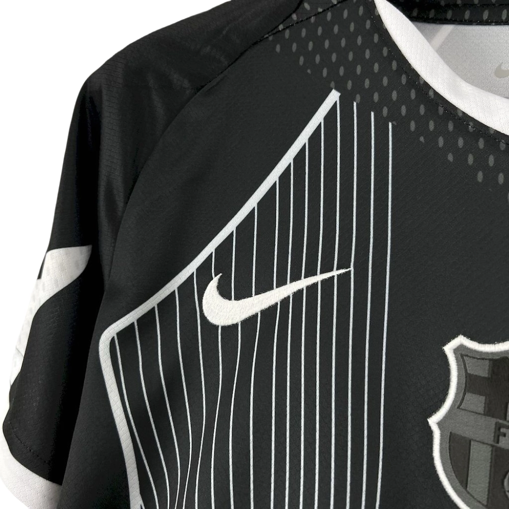 Barcelona Black Special Edition Shirt 25-26 - 图片 3